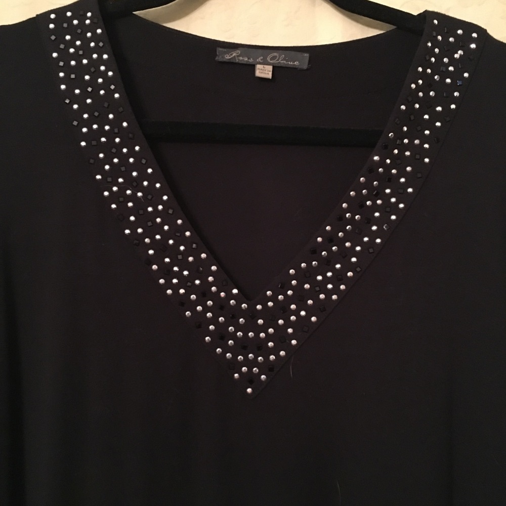 Sparkling Black V-Neck